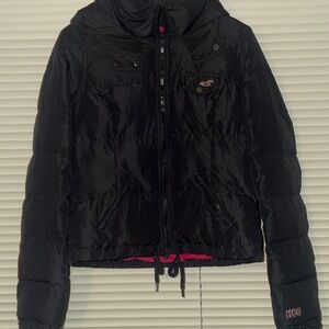 Hollister Women's Black Puffer Jacket